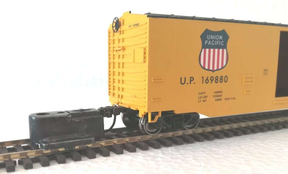 Bachmann Silver Series box car