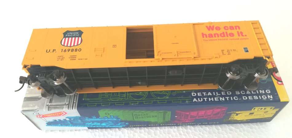 Bachmann Silver Series box car