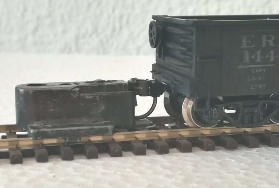 Erie gondola with load