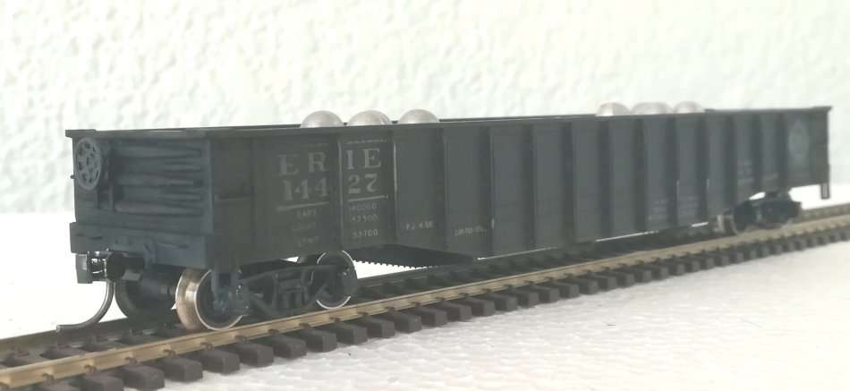 Erie gondola with load