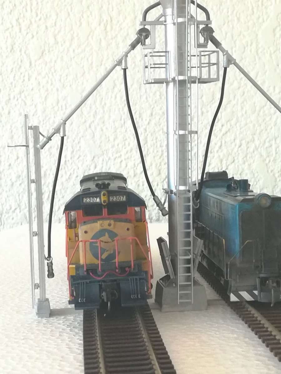 Diesel sanding tower