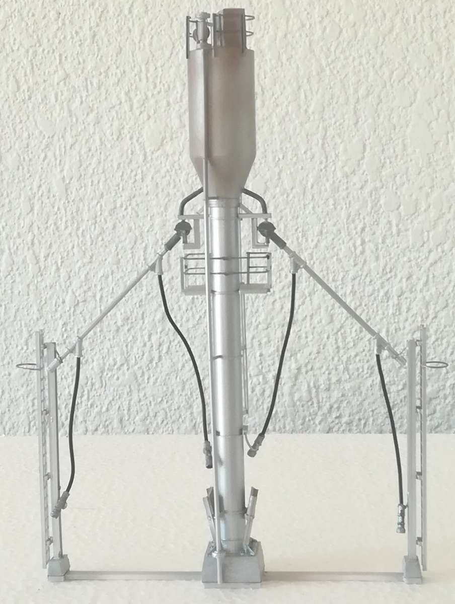 Diesel sanding tower