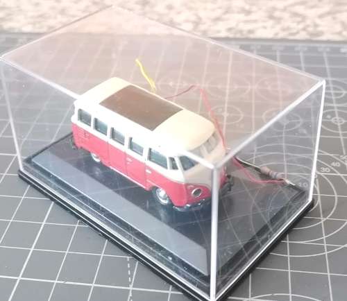 VW Kombi- HO (lighted)