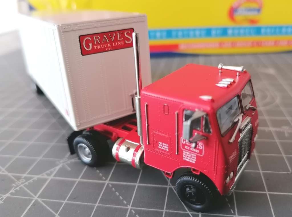 Athearn tractor & trailers