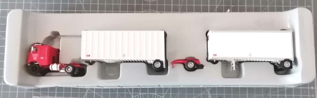 Athearn tractor & trailers