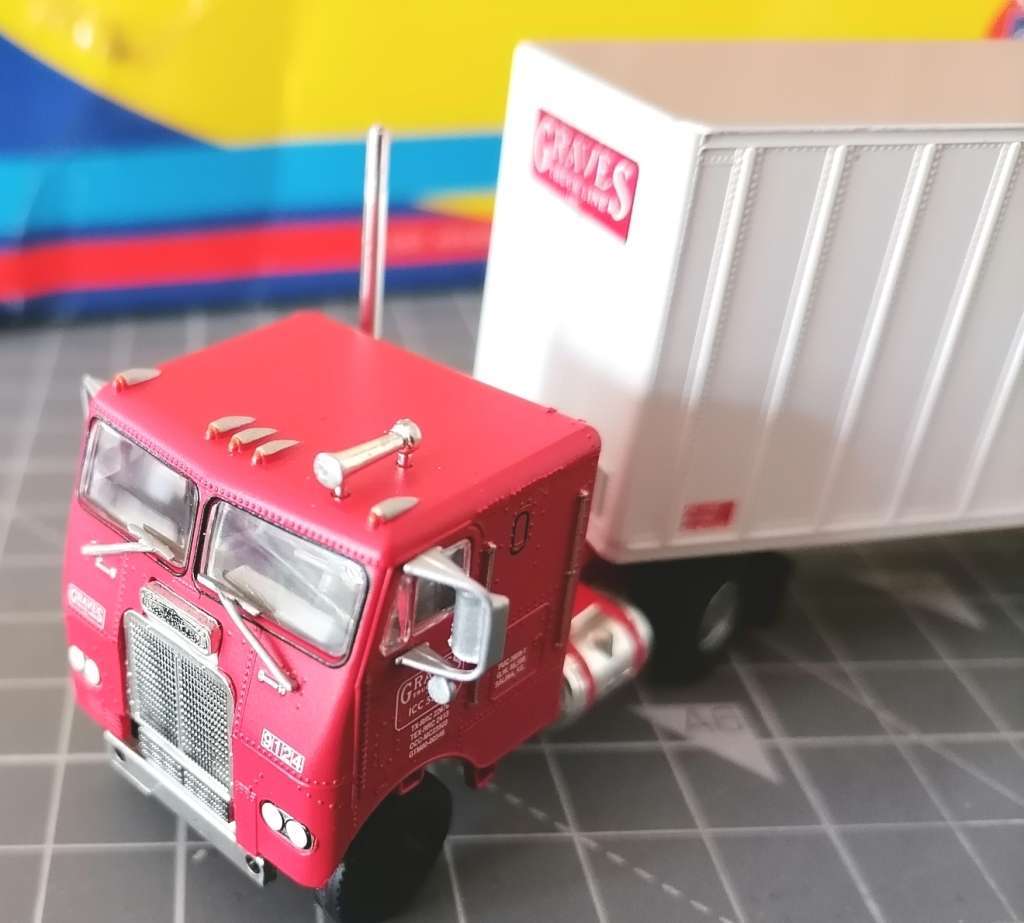 Athearn tractor & trailers