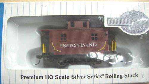 Bachmann Pennsylvania Caboose - HO scale