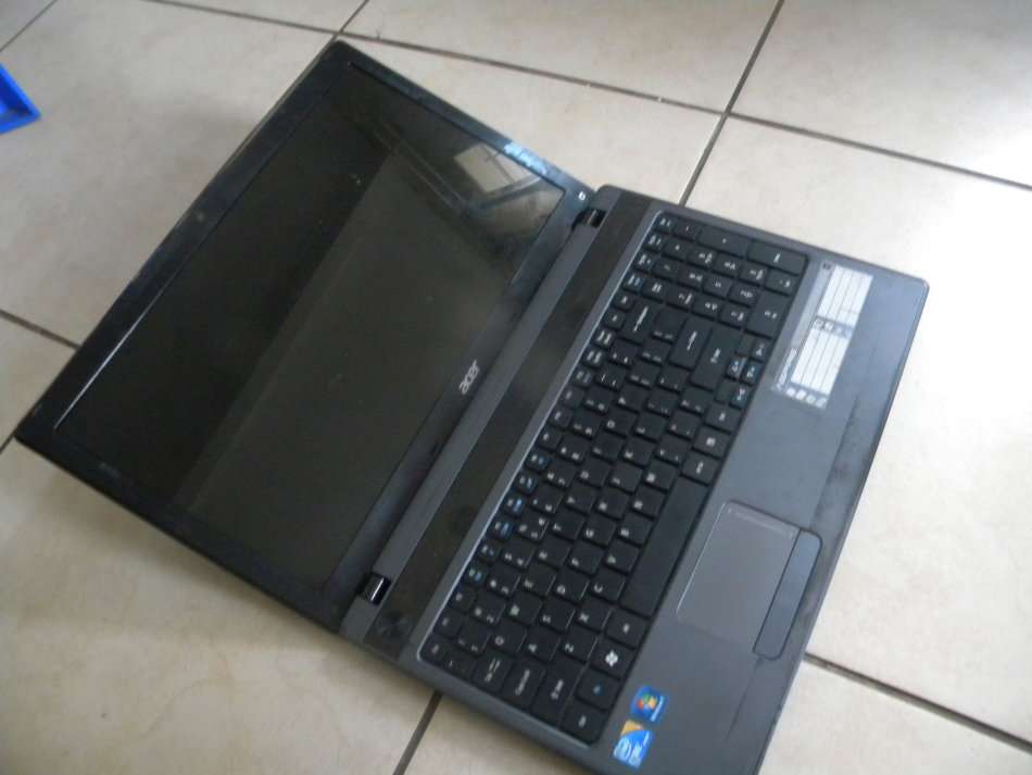Acer 5733 series