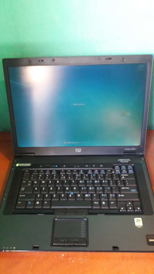 HP Compaq nc 8430 Laptop