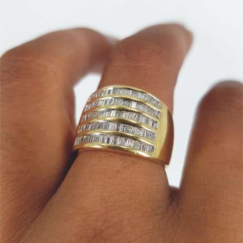 18ct Yellow Gold Baguette Cut Diamond Ring