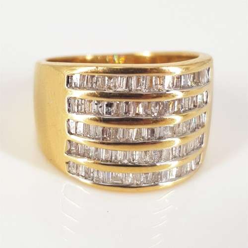 18ct Yellow Gold Baguette Cut Diamond Ring