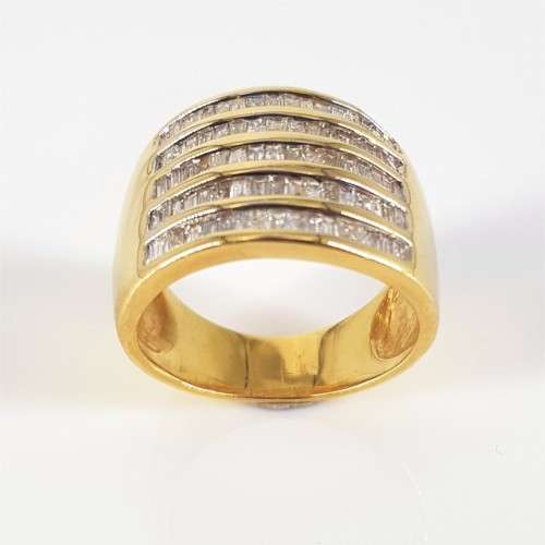 18ct Yellow Gold Baguette Cut Diamond Ring