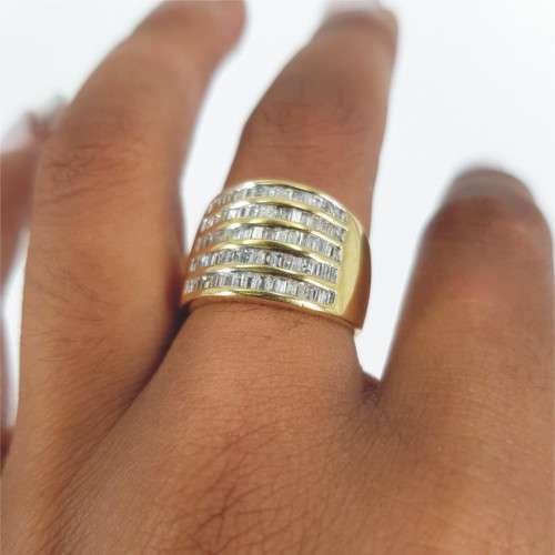 18ct Yellow Gold Baguette Cut Diamond Ring