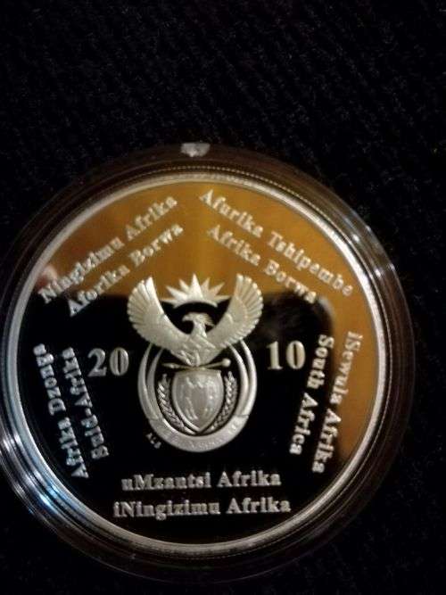 2010 R2 (Crown), Maritime History