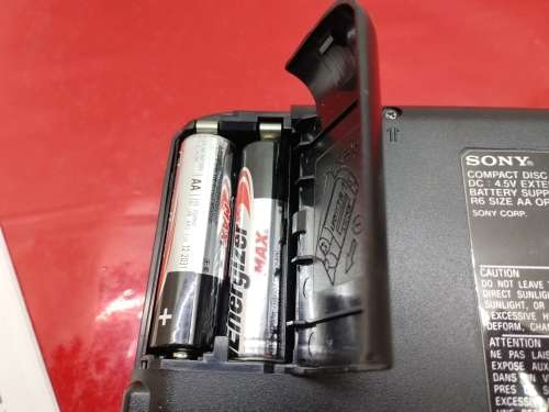 Sony Discern D-131 - WORKING 100% with BOOKLET