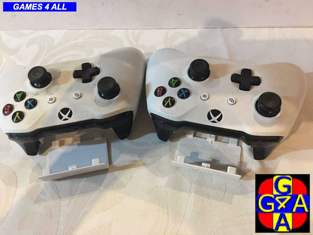 2 XBox ONE Controllers - BOTH FAULTY