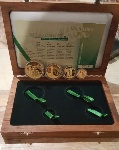 ###2011 Natura Meerkat Prestige Coin Set### only set on bob