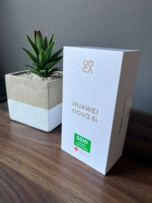 Huawei Nova 8i