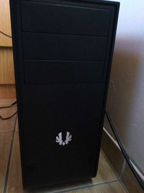 *** Monster Spec *** i3-6100 Skylake, 8GB Ripjaw Ram, 120GB Samsung SSD, 2TB Seagate HDD