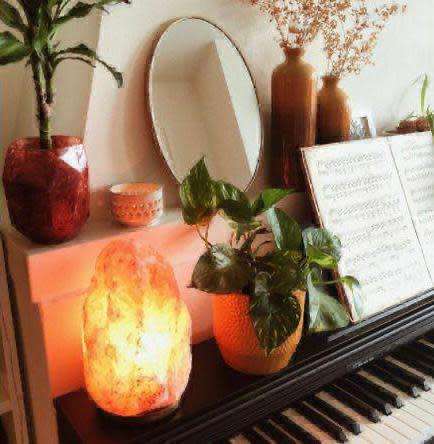 NATURAL HIMALAYAN ROCK SALT LAMP