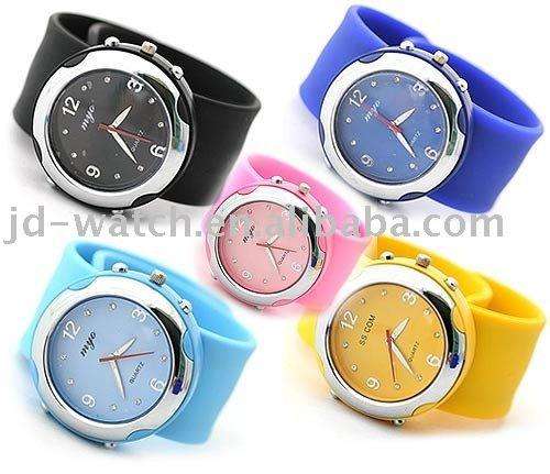 BLUE Slap on Watch - Quartz Movement- R1 no reserve auction..