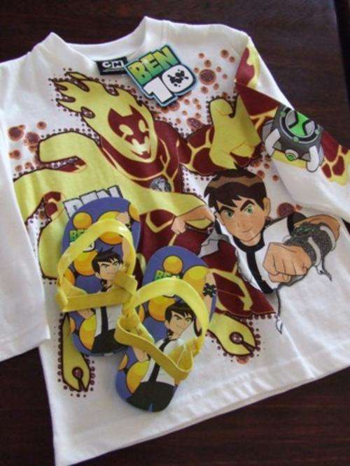 BEN 10 Pack T Shirt 2-3yrs and flip flops size 6 - Complete a little boy's wardrobe