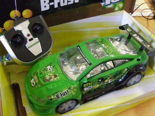 COOL FAST ben 10 Remote Control  Car with lights! - R1 NO Reserve Auction