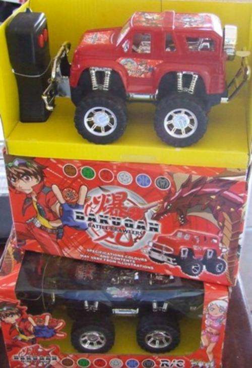 COOL ! Bakugan Remote Control JEEP!  on R1 NO RESERVE