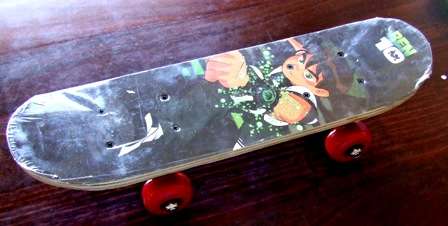 Brand NEW ben 10 skateboard  - R1 NO Reserve Auction