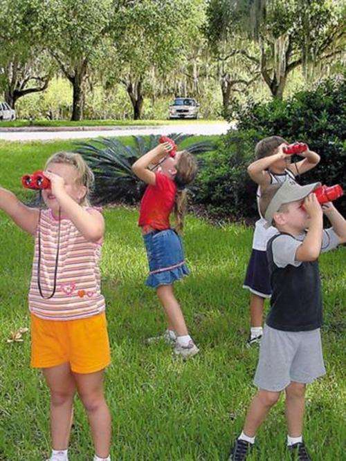 Great kiddies Binoculars - 4 x 25mm  - R1 No Reserve