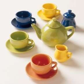Very Cute Porcelain Tea Set - Great Pretend play - R1 No Reserve
