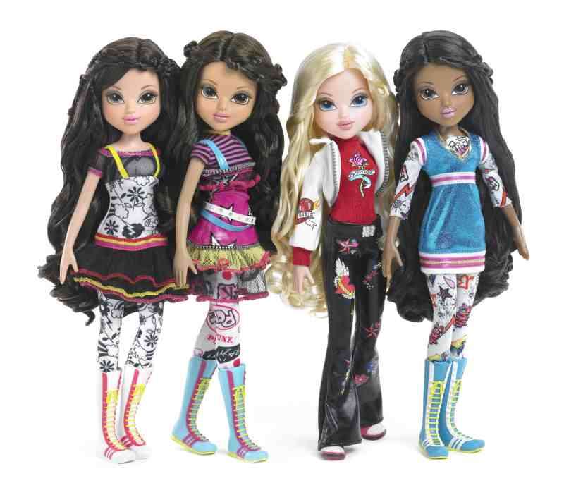 Beautifull Moxie Girl doll on R1 no Reserve auction