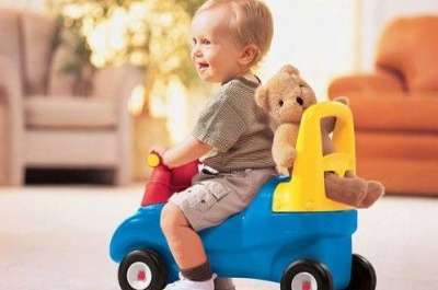 Push ride on for toddlers, with Hooter! Great Christmas gift!