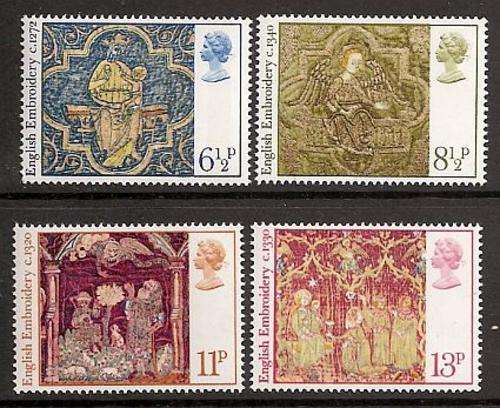 1976 : SET OF 4 : CHRISTMAS : UNMOUNTED MINT