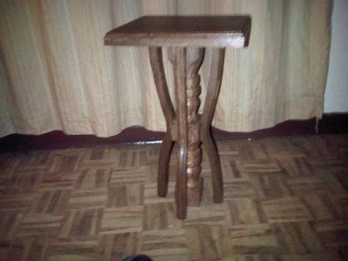 Maranti Side Table