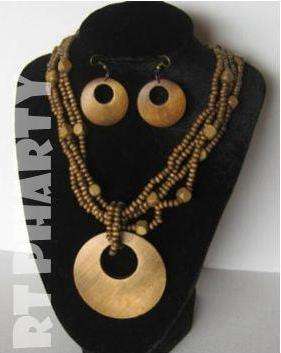 WOODEN ETHNIC **CARAMEL**  NECKLACE  SET