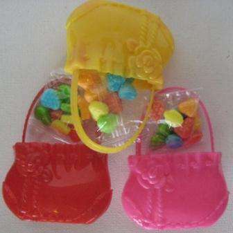 TOY HANDBAG WITH SWEETS