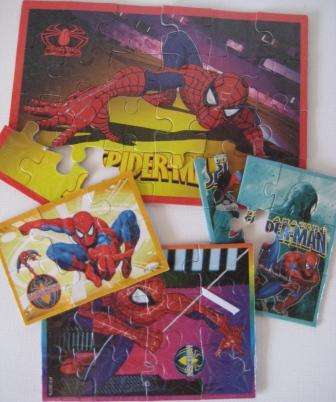 CHIPBOARD STICKER PUZZLES  **SPIDERMAN**  SET OF 4