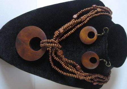 WOODEN ETHNIC **CINNAMON**  NECKLACE  SET