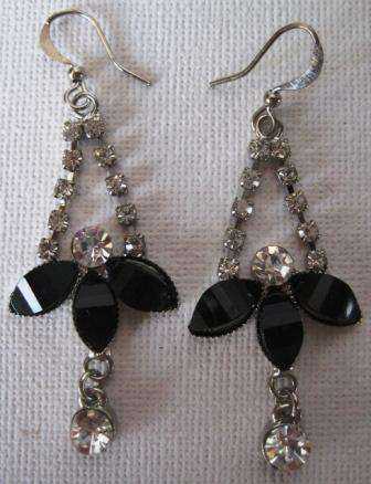 **DECO CHANDELIER** EARINGS