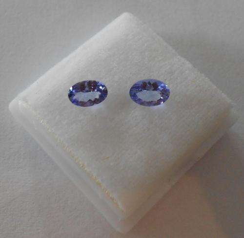 1.05ct  PERFECT EARRING PAIR NATURAL TANZANITE - STARTING AT R1.00
