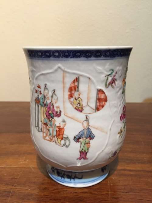 2x Hand Painted Chinese Mugs (handle broken off one mug)