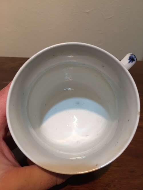 2x Hand Painted Chinese Mugs (handle broken off one mug)