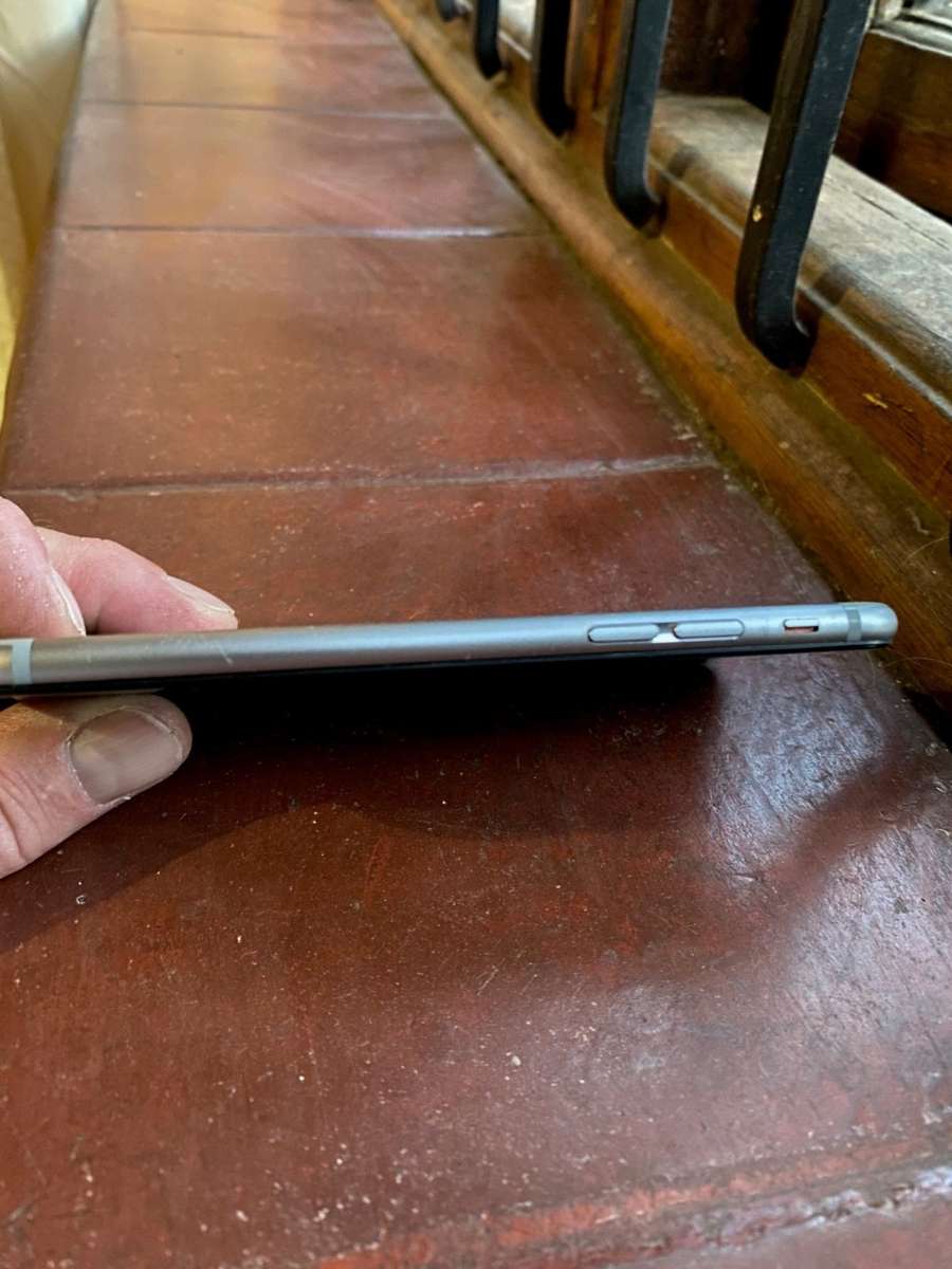 Apple Iphone 6 32GB 100% Battery