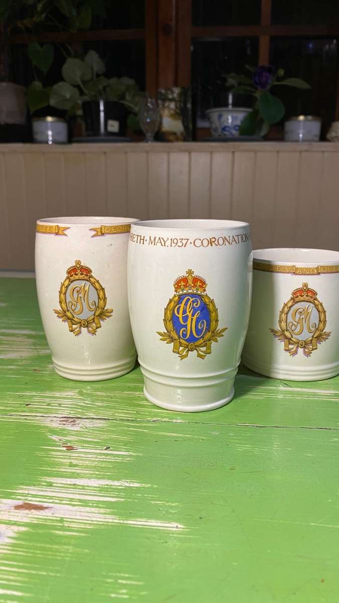 Thirteen Collectable Commemorative Mugs - All for one bid