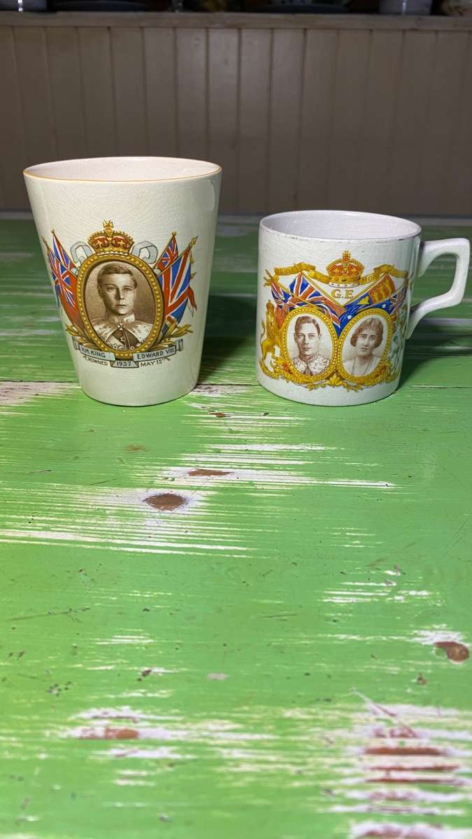 Thirteen Collectable Commemorative Mugs - All for one bid