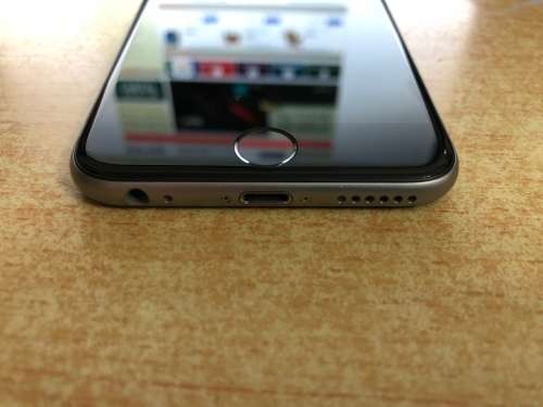 Apple iPhone 6S 64GB Space Grey - NO reseve, R1 start