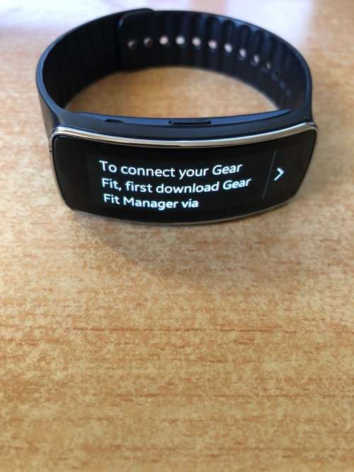 R1 start, no reserve! Samsung Gear Fit SM-R350