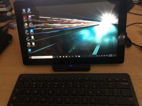 R1 Start, no reserve: Samsung Series 7 XE700 Slate Tablet PC