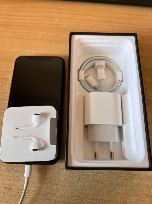 R1.00 start, no reserve! - Iphone 11 PRO 64 GB Space Gray A2215